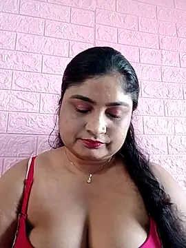 Snapshot of hornyriyanka chatting on 12, 10, 2025 hornyriyanka online show from 12, 10, 2025
