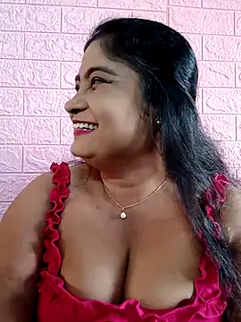 Snapshot of hornyriyanka chatting on 21, 11, 2025 hornyriyanka online show from 21, 11, 2025