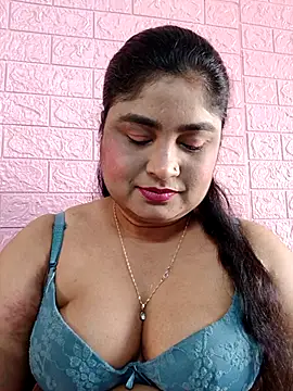 hornyriyanka online show from 13, 2, 2026