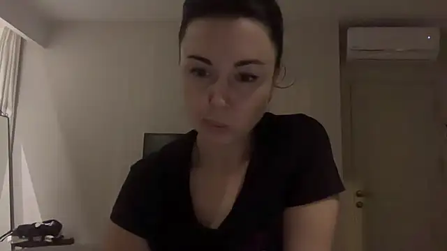 Snapshot of Gilin1 chatting on 18, 12, 2025 Gilin1 online show from 18, 12, 2025