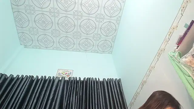 Snapshot of Grass_99 chatting on 20, 10, 2025 Grass 99 online show from 20, 10, 2025