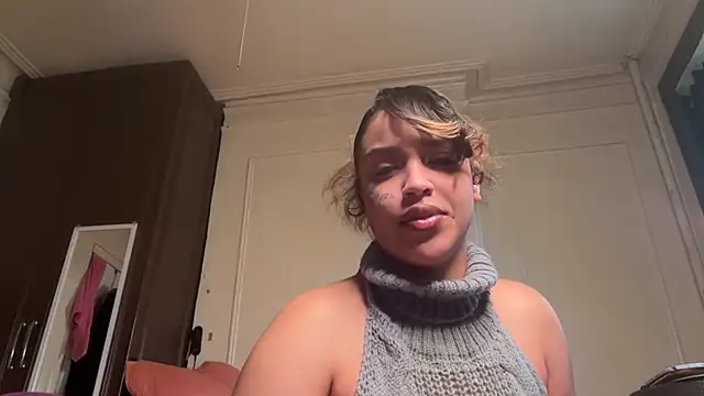 AlyCakes212 online show from 7, 11, 2025