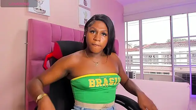 ANNIE DOLCE  online show from 3, 10, 2025