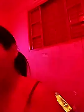 Kellye hotTs online show from 5, 11, 2025