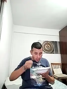 Snapshot of Angelitho777 chatting on 10, 10, 2025 Angelitho777 online show from 10, 10, 2025