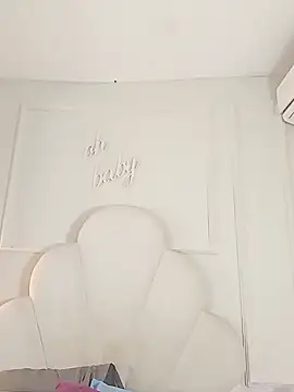 Kaylachannell online show from 26, 11, 2025