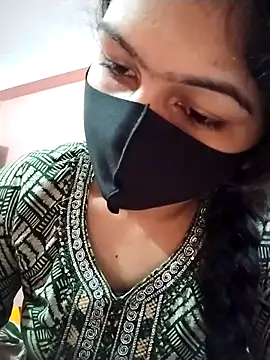 Snapshot of Prionti- chatting on 5, 11, 2025 Prionti- online show from 5, 11, 2025