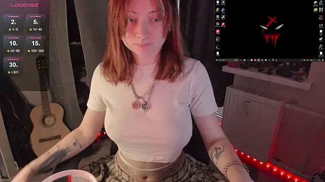 Snapshot of Melante chatting on 16, 9, 2025 Melante online show from 16, 9, 2025