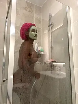 Snapshot of Lexiluv1 chatting on 23, 9, 2025 Lexiluv1 online show from 23, 9, 2025