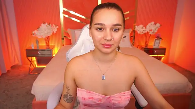 UrMuseOn online show from 21, 9, 2025