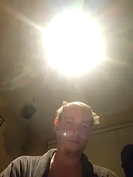 piercingpik online show from 12, 4, 2026