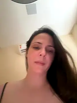 Snapshot of Lady_LauraRose chatting on 10, 10, 2025 Lady LauraRose online show from 10, 10, 2025