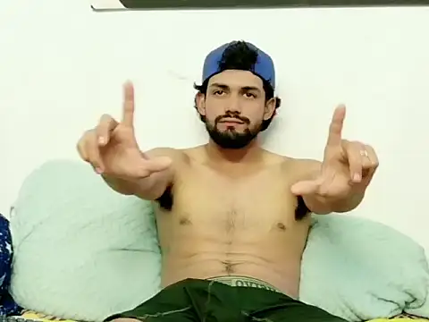 Snapshot of cristian-gp chatting on 15, 4, 2026 cristian-gp online show from 15, 4, 2026