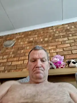 Snapshot of wallacelegend chatting on 2, 12, 2025 wallacelegend online show from 2, 12, 2025