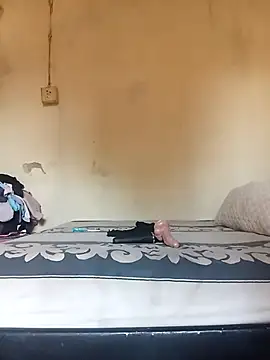 RFeltomWhitJ online show from 5, 11, 2025