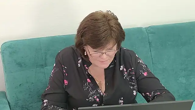 Snapshot of Sandra_Sunrise chatting on 21, 10, 2025 Sandra Sunrise online show from 21, 10, 2025