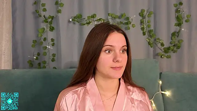 chloemilka online show from 3, 10, 2025