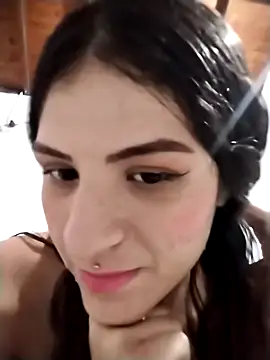 Snapshot of Teffy_chell chatting on 6, 10, 2025 Teffy chell online show from 6, 10, 2025