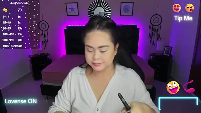 LolaVillalobos online show from 5, 11, 2025