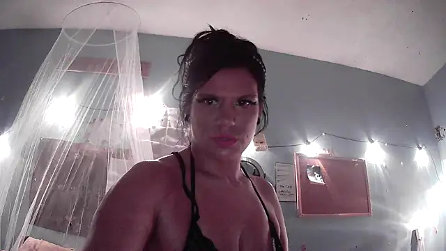 Snapshot of ovmilf chatting on 20, 10, 2025 ovmilf online show from 20, 10, 2025