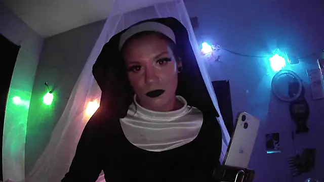 Snapshot of ovmilf chatting on 28, 10, 2025 ovmilf online show from 28, 10, 2025