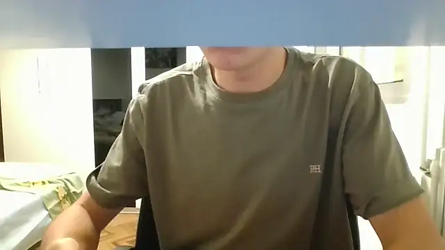 Snapshot of Alexpereezzz chatting on 2, 11, 2025 Alexpereezzz online show from 2, 11, 2025