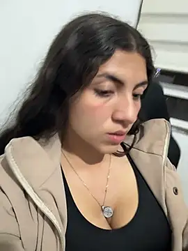 Snapshot of arieel__722 chatting on 5, 12, 2025 arieel 722 online show from 5, 12, 2025