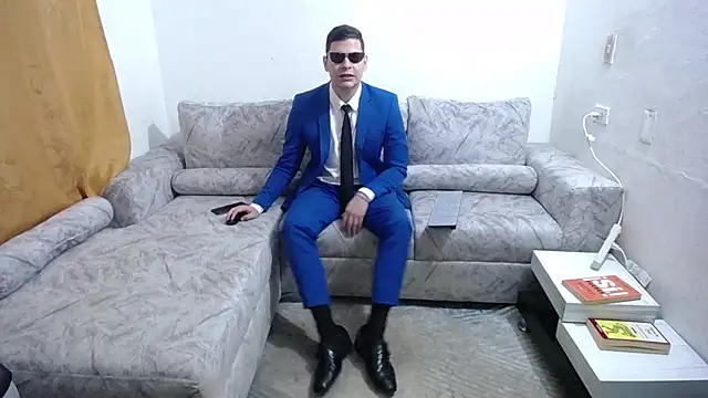 Snapshot of Victor_Maitland chatting on 5, 10, 2025 Victor Maitland online show from 5, 10, 2025