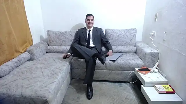 Snapshot of Victor_Maitland chatting on 24, 10, 2025 Victor Maitland online show from 24, 10, 2025