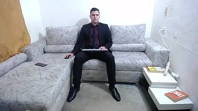 Snapshot of Victor_Maitland chatting on 17, 11, 2025 Victor Maitland online show from 17, 11, 2025