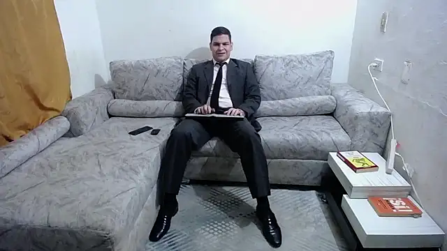 Snapshot of Victor_Maitland chatting on 12, 1, 2026 Victor Maitland online show from 12, 1, 2026