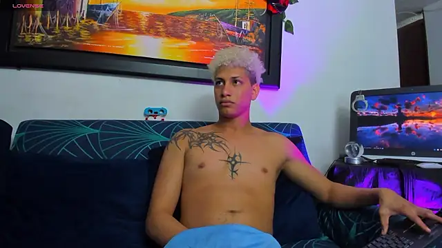 ECSTASYX2 2001 online show from 13, 1, 2026