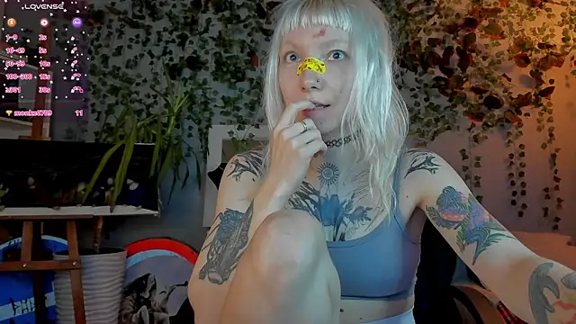 Snapshot of tattoo_art_baby chatting on 8, 8, 2026 tattoo art baby online show from 8, 8, 2026