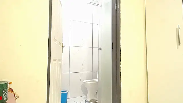 Snapshot of Goddessberry chatting on 19, 10, 2025 Goddessberry online show from 19, 10, 2025