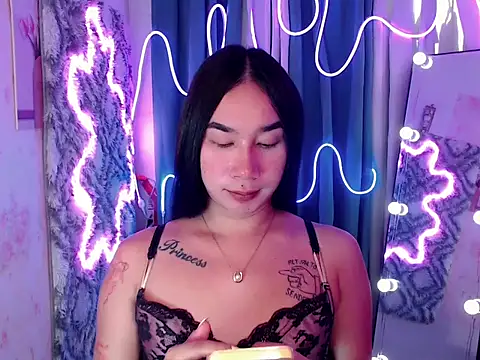 Snapshot of in_yourdreamstarxx chatting on 24, 11, 2025 in yourdreamstarxx online show from 24, 11, 2025