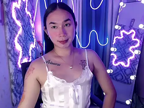 Snapshot of in_yourdreamstarxx chatting on 25, 11, 2025 in yourdreamstarxx online show from 25, 11, 2025