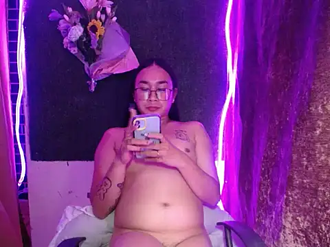 Snapshot of in_yourdreamstarxx chatting on 5, 1, 2026 in yourdreamstarxx online show from 5, 1, 2026