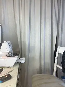 Snapshot of RosieBlossom chatting on 29, 10, 2025 RosieBlossom online show from 29, 10, 2025