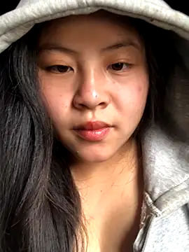 Snapshot of Tiiahpu chatting on 5, 12, 2025 Tiiahpu online show from 5, 12, 2025