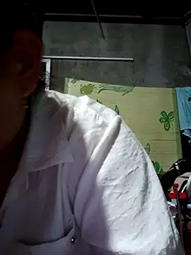 Snapshot of jienrrr chatting on 11, 9, 2025 jienrrr online show from 11, 9, 2025