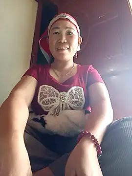 Snapshot of jienrrr chatting on 2, 10, 2025 jienrrr online show from 2, 10, 2025