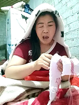 Snapshot of jienrrr chatting on 12, 10, 2025 jienrrr online show from 12, 10, 2025