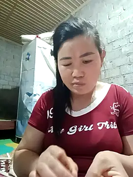 Snapshot of jienrrr chatting on 14, 10, 2025 jienrrr online show from 14, 10, 2025