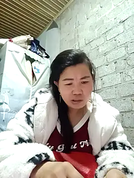 Snapshot of jienrrr chatting on 14, 10, 2025 jienrrr online show from 14, 10, 2025