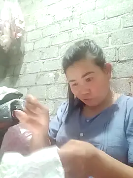 Snapshot of jienrrr chatting on 21, 10, 2025 jienrrr online show from 21, 10, 2025