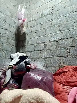 Snapshot of jienrrr chatting on 22, 10, 2025 jienrrr online show from 22, 10, 2025