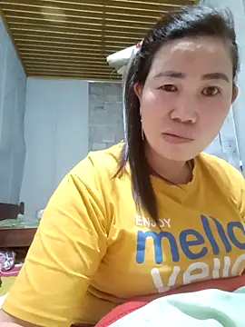 Snapshot of jienrrr chatting on 30, 10, 2025 jienrrr online show from 30, 10, 2025