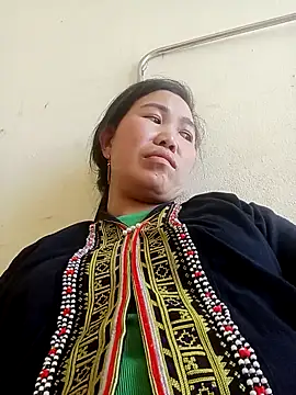 Snapshot of jienrrr chatting on 7, 11, 2025 jienrrr online show from 7, 11, 2025