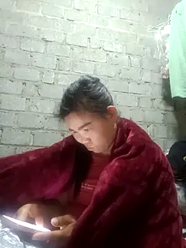 Snapshot of jienrrr chatting on 16, 11, 2025 jienrrr online show from 16, 11, 2025