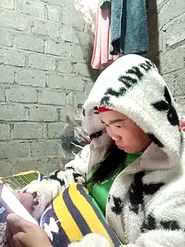 Snapshot of jienrrr chatting on 28, 11, 2025 jienrrr online show from 28, 11, 2025